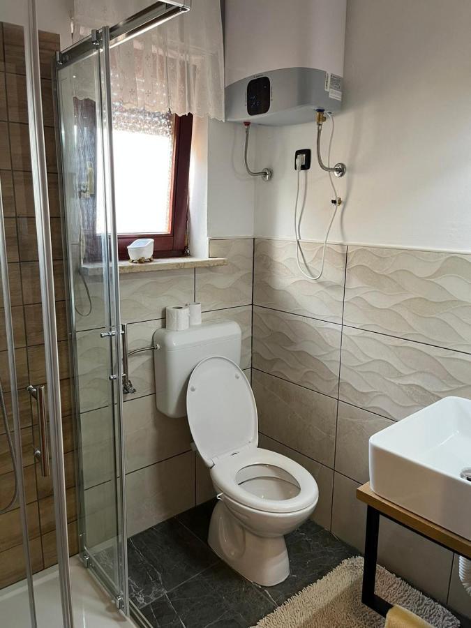 Studio Apartman San 3 ลิทซ์ยัน ภายนอก รูปภาพ