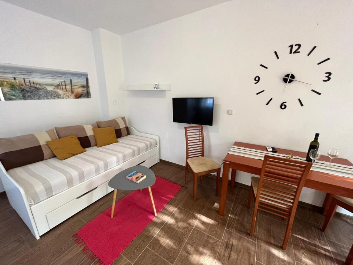 Studio Apartman San 3 ลิทซ์ยัน ภายนอก รูปภาพ